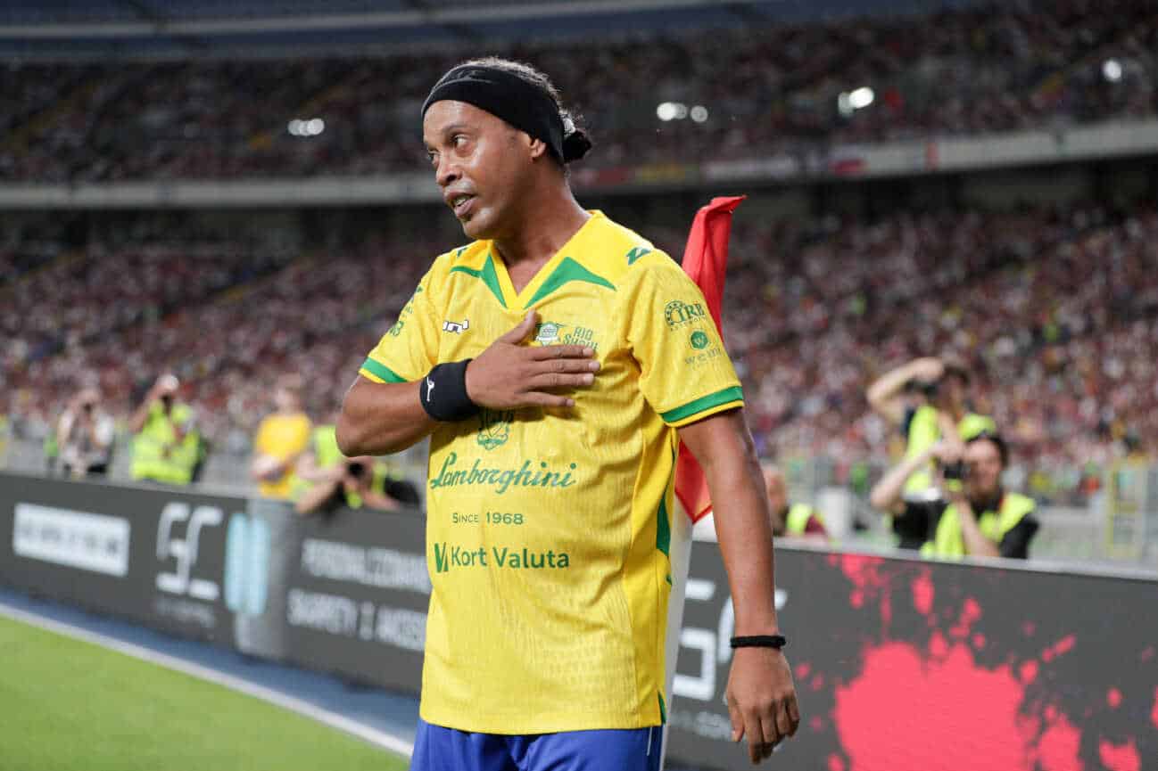 brazil-vs-poland-in-chorzow-1063207328 Brazil Vs Poland in Chorzow, Poland - 21 Jun 2025 Ronaldinho Gaucho of Brazil seen during RONALDINHO SHOW 2025 football match between Brazil and Poland at Silesian Stadium. Final score; Brazil 2:2 Poland. Chorzow Poland Copyright: xGrzegorzxWajdax xSOPAxImagesx RONALDINHOSHOW_21062025_6