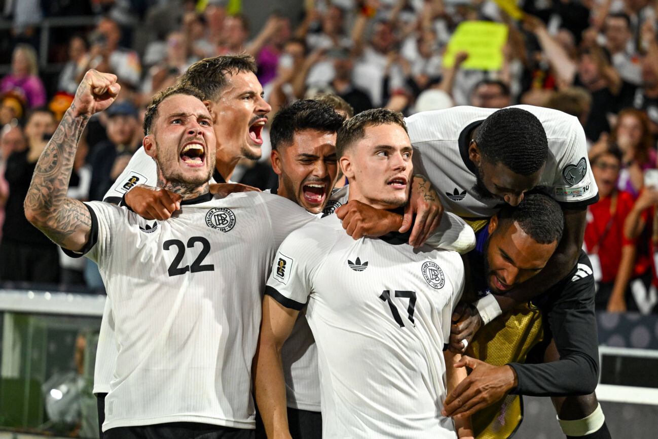 florian-wirtz-deutschland-17-und-1066185510 Florian Wirtz (Deutschland, 17) und Team bejubeln das Tor zum 3:1, GER, Deutschland vs Nordirland, Fussball, WM-Qualifikation Europa, 2. Spieltag, Spielzeit 2025 2026, 07.09.2025. GER, Deutschland vs Nordirland, Fussball, WM-Qualifikation Europa, 2. Spieltag, Spielzeit 2025 2026, 07.09.2025. Köln *** Florian Wirtz Germany, 17 and team cheer the goal for 3 1, GER, Germany vs Northern Ireland, Football, World Cup Qualification Europe, Matchday 2, Season 2025 2026, 07 09 2025 GER, Germany vs Northern Ireland, Football, World Cup Qualification Europe, Matchday 2, Season 2025 2026, 07 09 2025 Cologne Copyright: xEibner-Pressefoto FlorianxWiegandx EP_FWD
