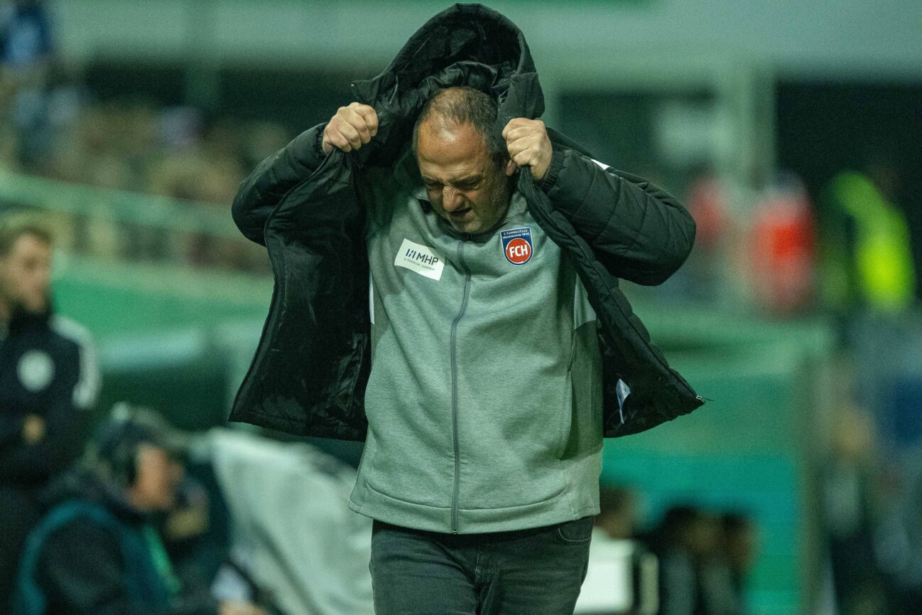 GER, 1. FC Heidenheim vs. Hamburger SV, Fussball, DFB Pokal, 2. Runde, Spielzeit 2025/2026, 28.10.2025