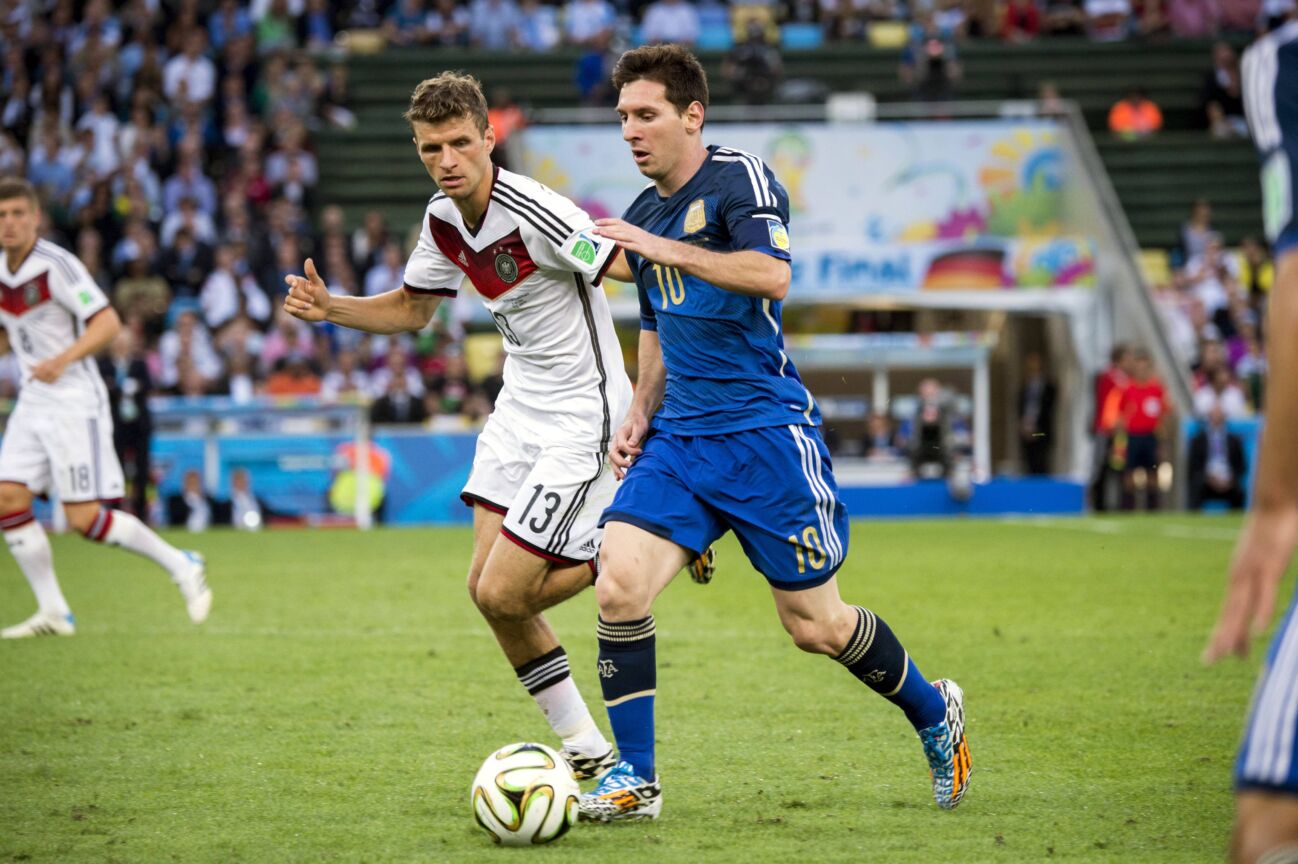 Thomas Muller GER Lionel Messi ARG JULY 13 2014 Football Soccer FIFA World Cup Brazil 2 Thomas Muller (GER), Lionel Messi (ARG), JULY 13, 2014 - Football / Soccer : FIFA World Cup Brazil 2014 Final match between Germany 1-0 Argentina at the Maracana stadium in Rio de Janeiro, Brazil. Noxthirdxpartyxsales PUBLICATIONxINxGERxSUIxAUTxHUNxPOLxRUSxSWExFRAxNEDxESPxONLY (ptmb061810) Thomas Muller ger Lionel Messi ARG July 13 2014 Football Soccer FIFA World Cup Brazil 2014 Final Match between Germany 1 0 Argentina AT The Mara Cana Stage in Rio de Janeiro Brazil PUBLICATIONxINxGERxSUIxAUTxHUNxPOLxRUSxSWExFRAxNEDxESPxONLY